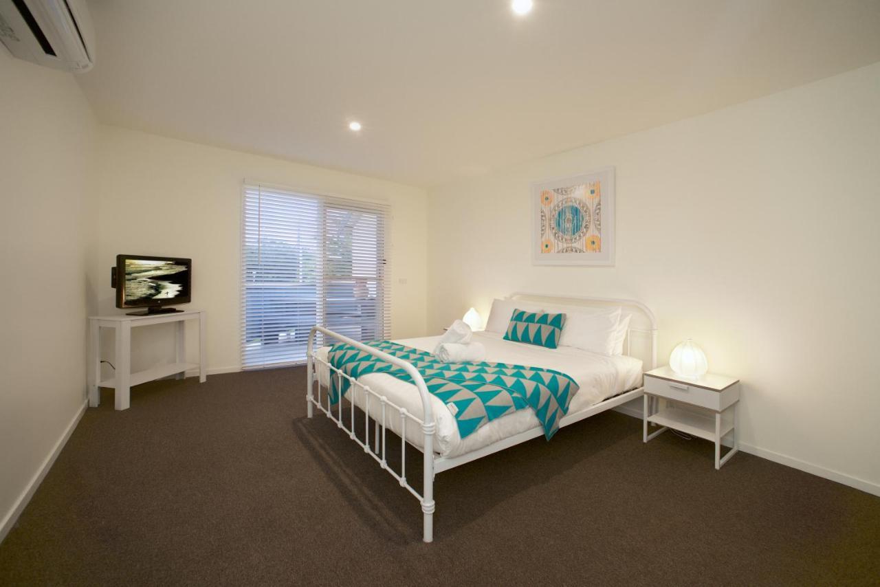 Boathouse Resort Studios And Suites Blairgowrie Bagian luar foto