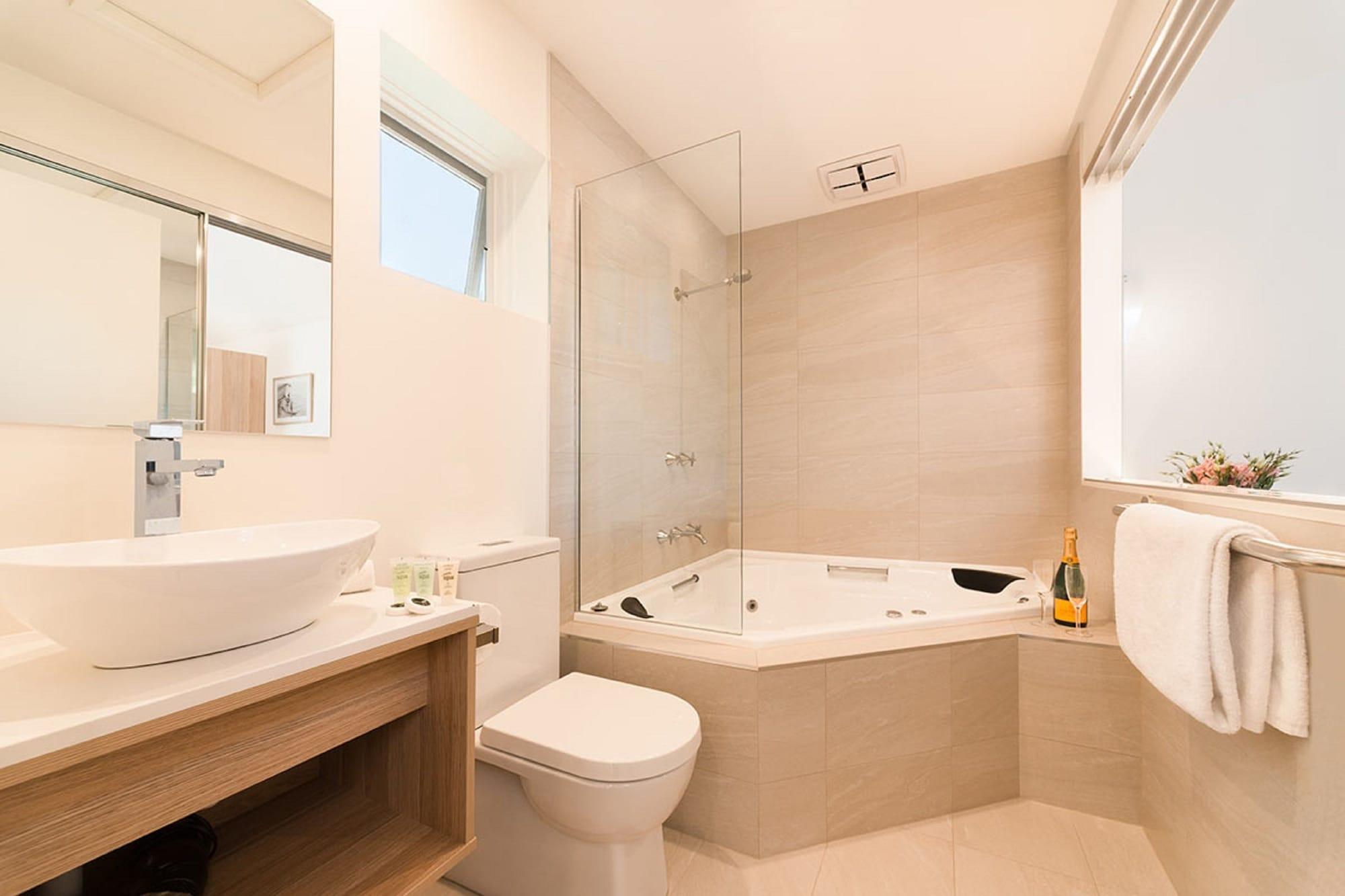 Boathouse Resort Studios And Suites Blairgowrie Bagian luar foto