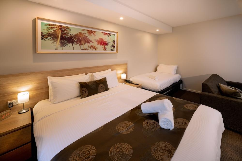 Boathouse Resort Studios And Suites Blairgowrie Bagian luar foto