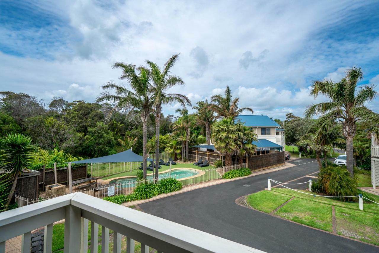 Boathouse Resort Studios And Suites Blairgowrie Bagian luar foto