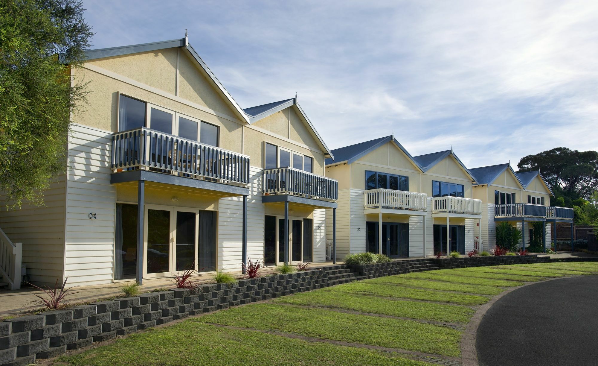 Boathouse Resort Studios And Suites Blairgowrie Bagian luar foto