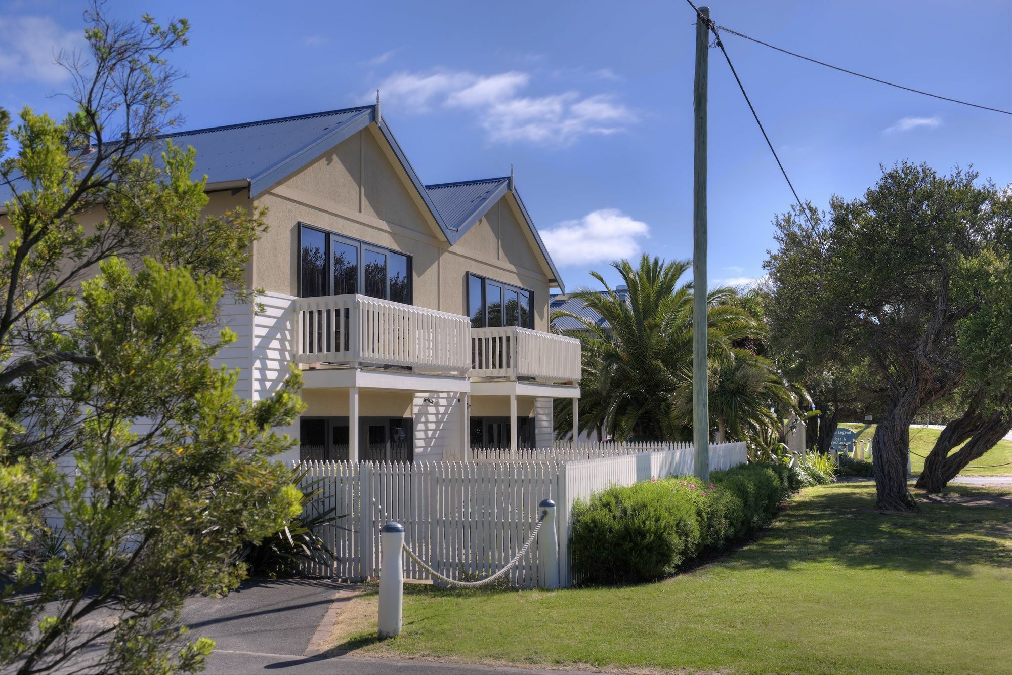 Boathouse Resort Studios And Suites Blairgowrie Bagian luar foto